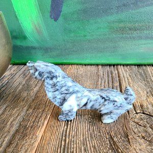 Granit stone dog figurine.